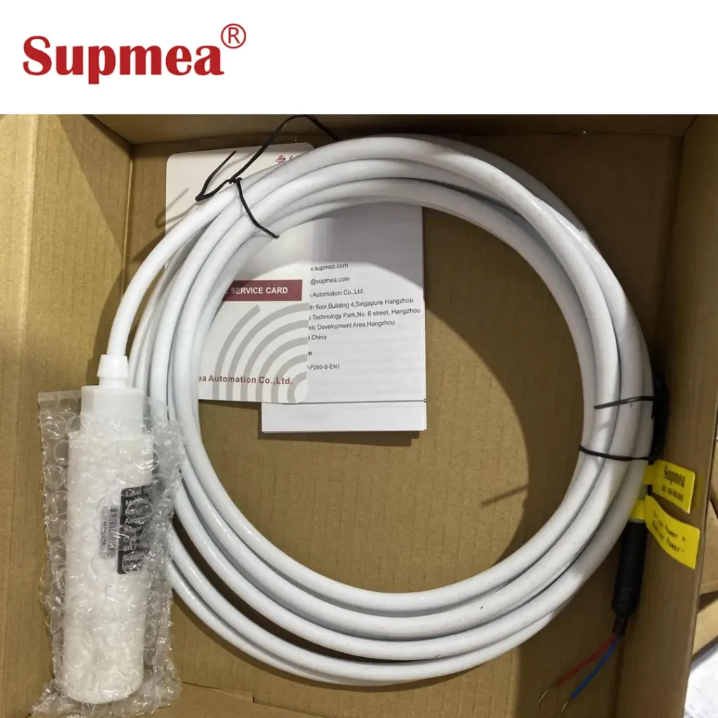 SUPMEA SUP-P262-B, Transmisor de nivel por presión hidrostática para ambiente corrosivos con cuerpo de PETF real.webp